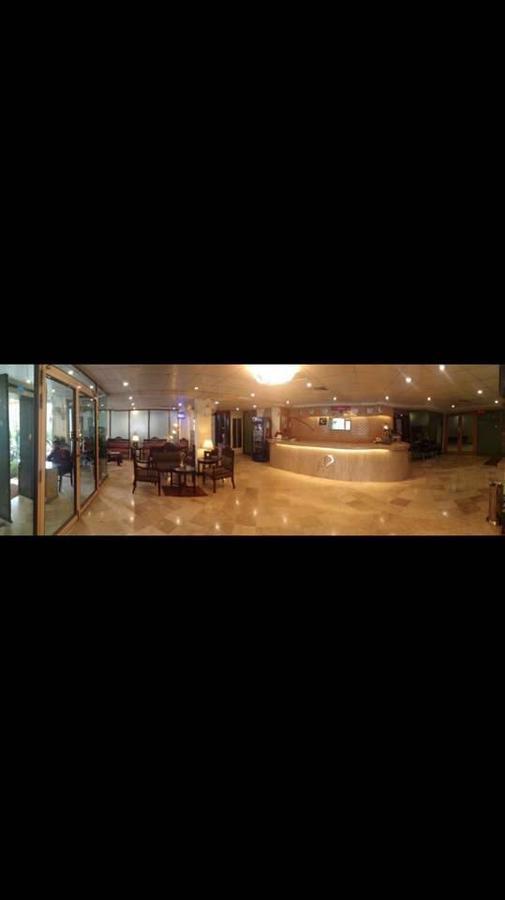 Hotel Pak Continental Islamabad Zewnętrze zdjęcie